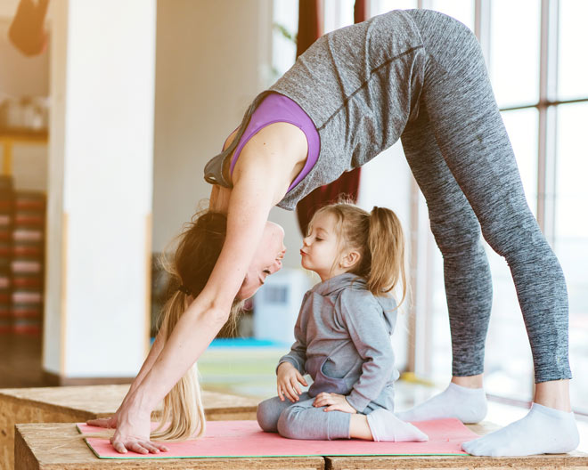 Familie Yoga Mutter Tochter