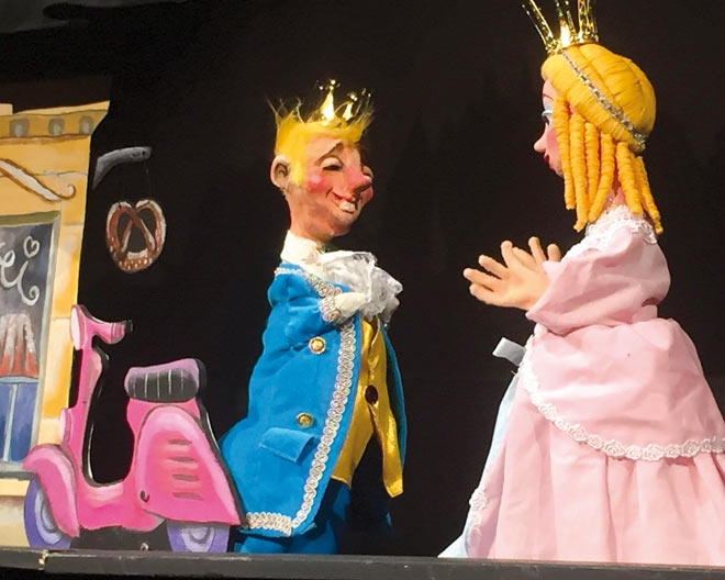 Kasperl Froschprinzessin Figurentheater Luftsprung LaFavola