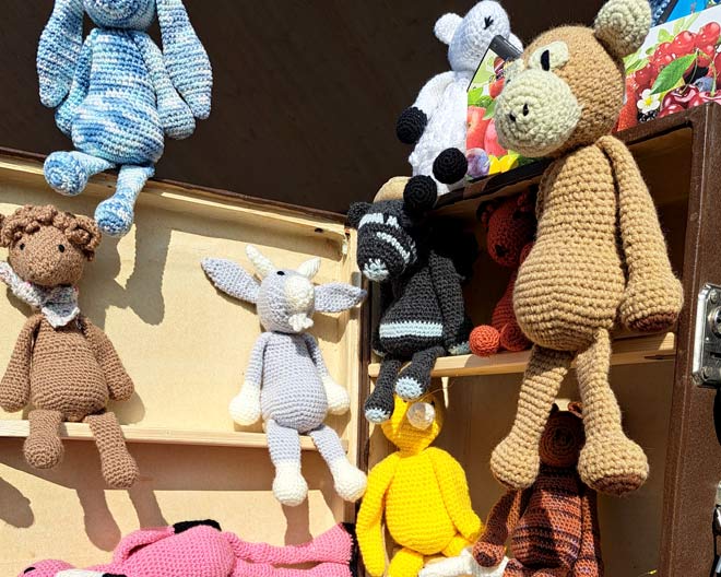 Puppen Tiere Kinderflohmarkt