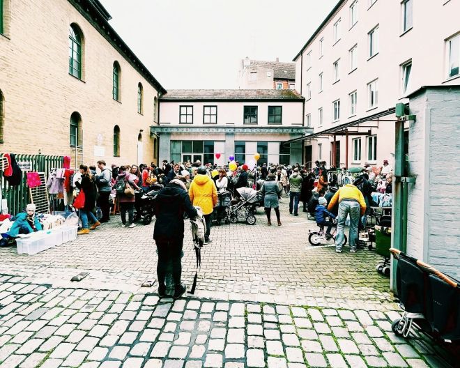 Flohmarkt Öko Augsburg Latztruhe