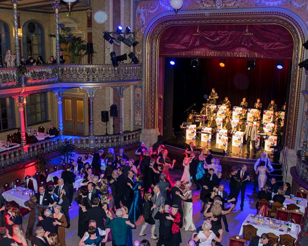Big Band Gala Ball Parktheater