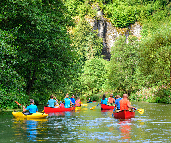 kanu natur paddeln fluss abenteuer