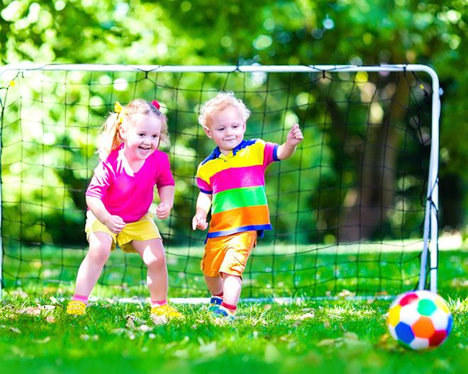 ball, fussball kleinkind kind bewegung sport spiele