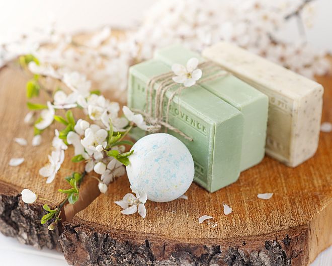 Naturseife Kosmeitk DIY Seife Badebombe