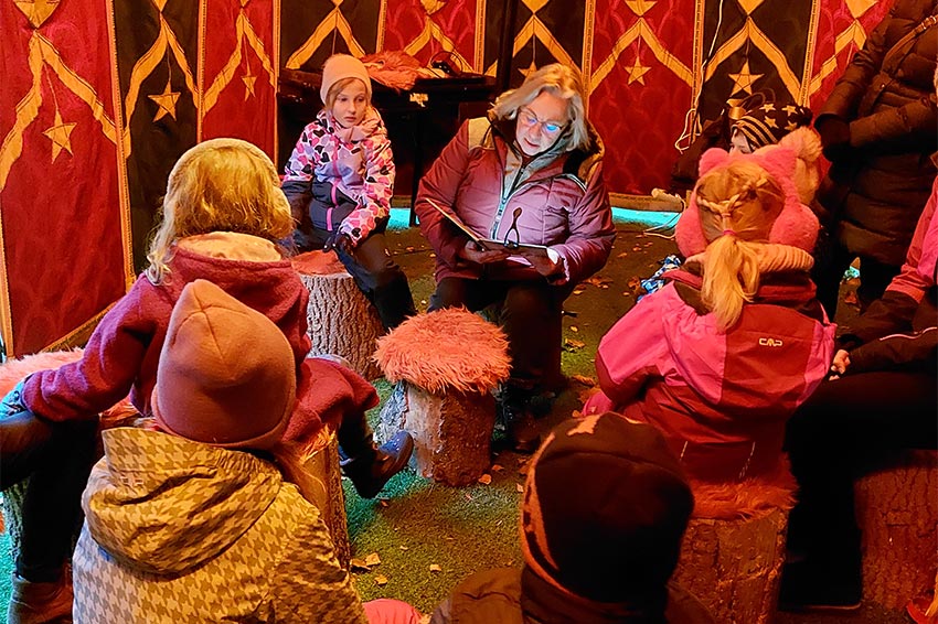 Donauwörther Plätzleweg Geschichtenzelt Vorlesung