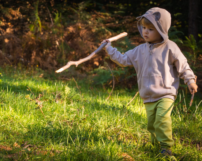 Wald Natur outdoor Ferien Kinder spielen Waldkindergarten Ferienkurs