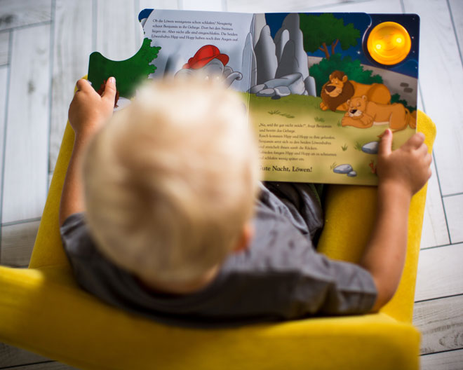 kind buch lesen lernen bilderbuch freizeit