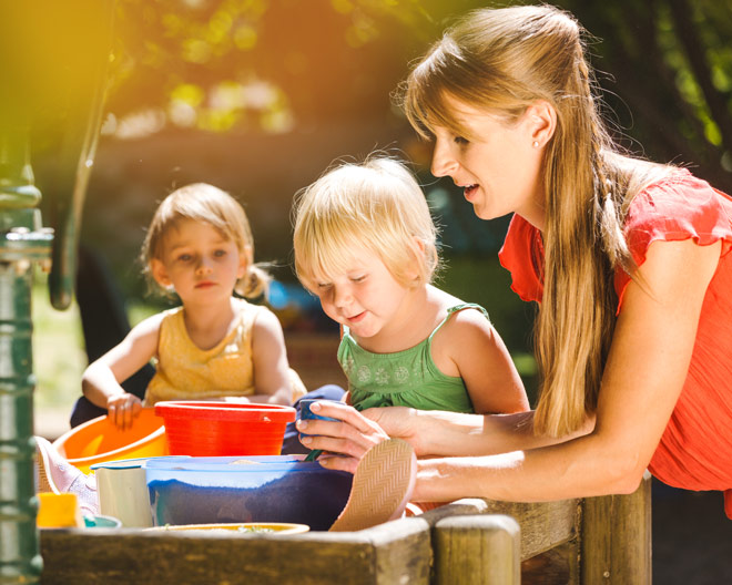 Kita Kindergarten Krippe Kinder Erzieherin Kinderbetreuung