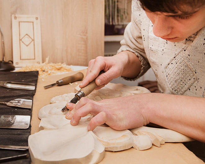 schnitzen handwerk holz holzverarbeitung werken