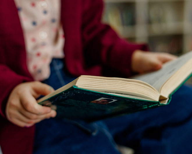 vorlesen lesen vorlesestunde bücherei bücher buch