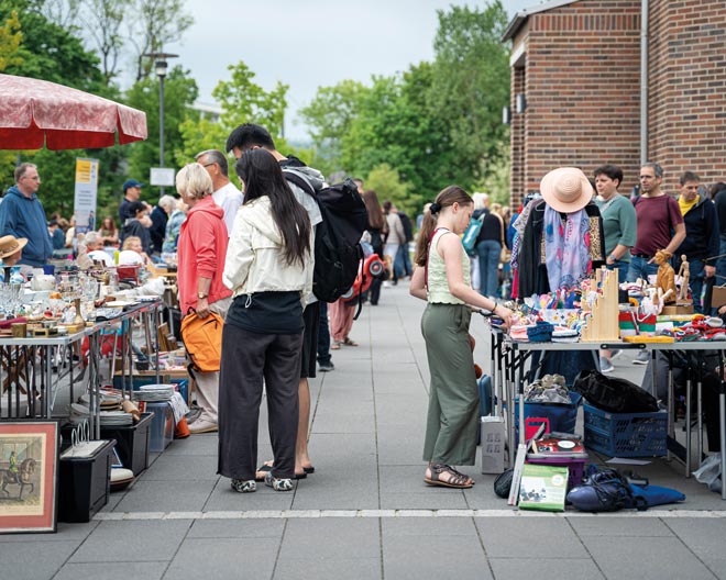 Vinzenz Flohmarkt