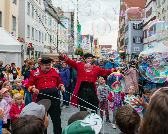 Straßenkünstlerfest, Foto Jan Koenen Straßenkünstlerfest Dillingen